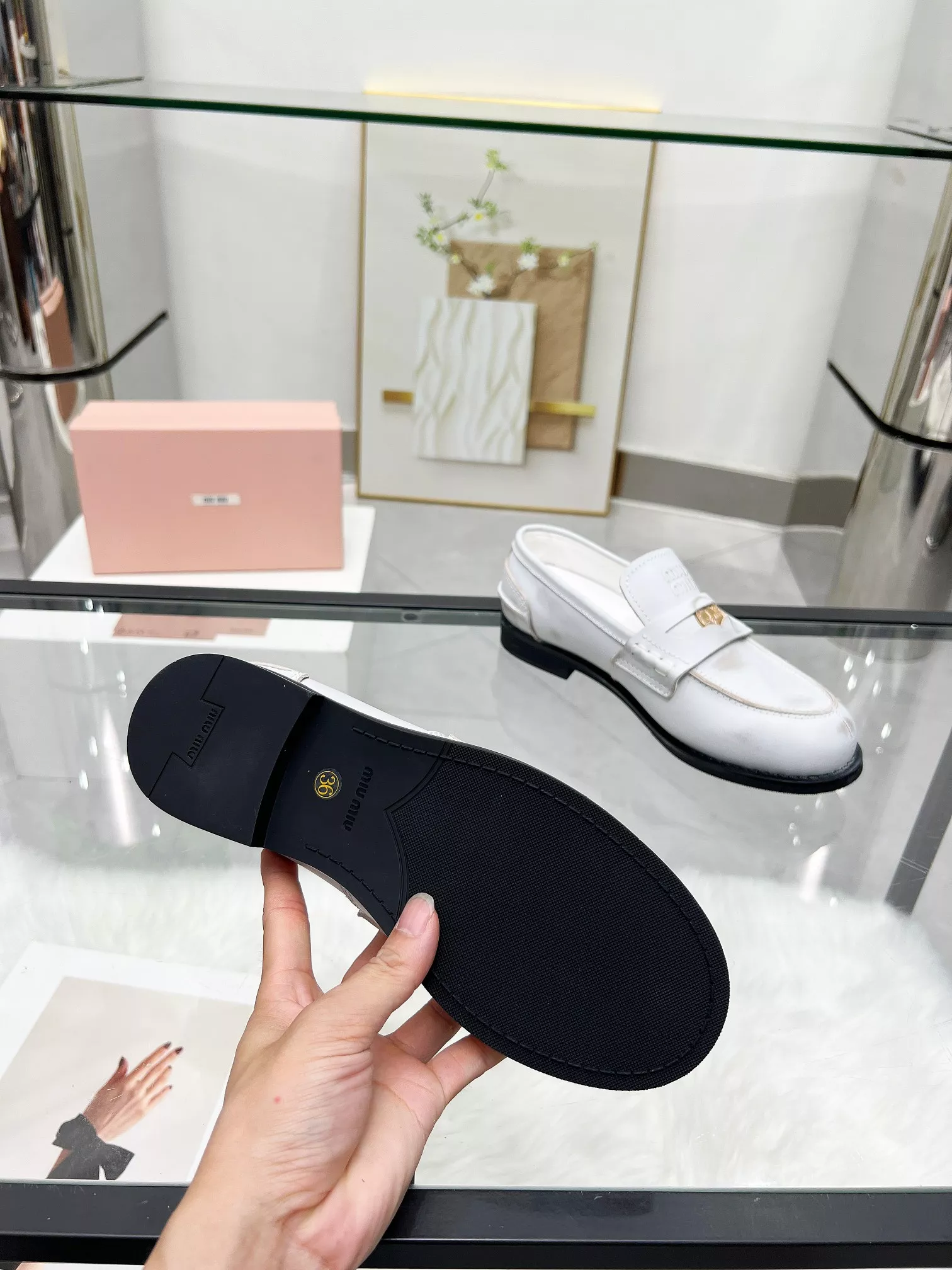 Comfortable 8837 MIU MIU Leather Shoes For Women