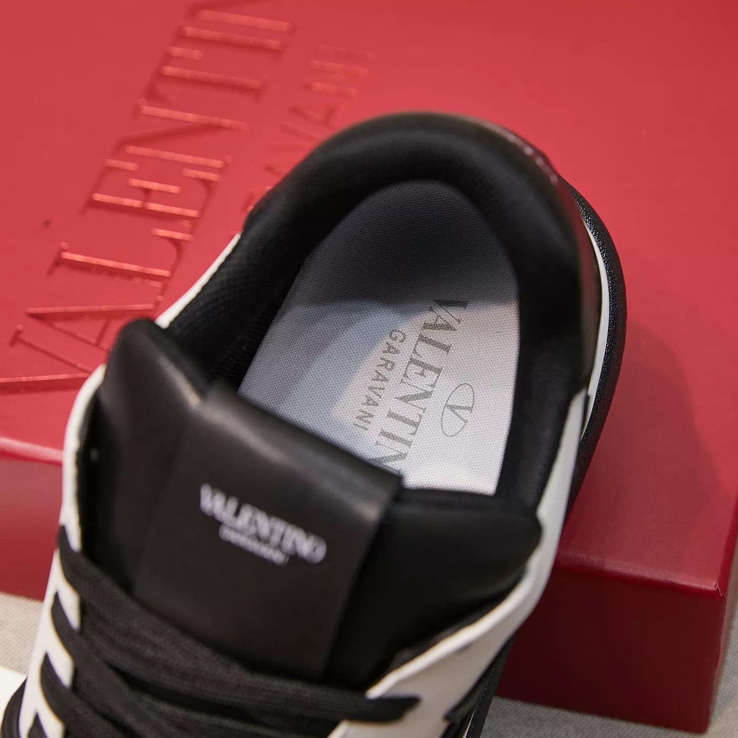 Comfortable 8861 Valentino Casual Shoes For Men