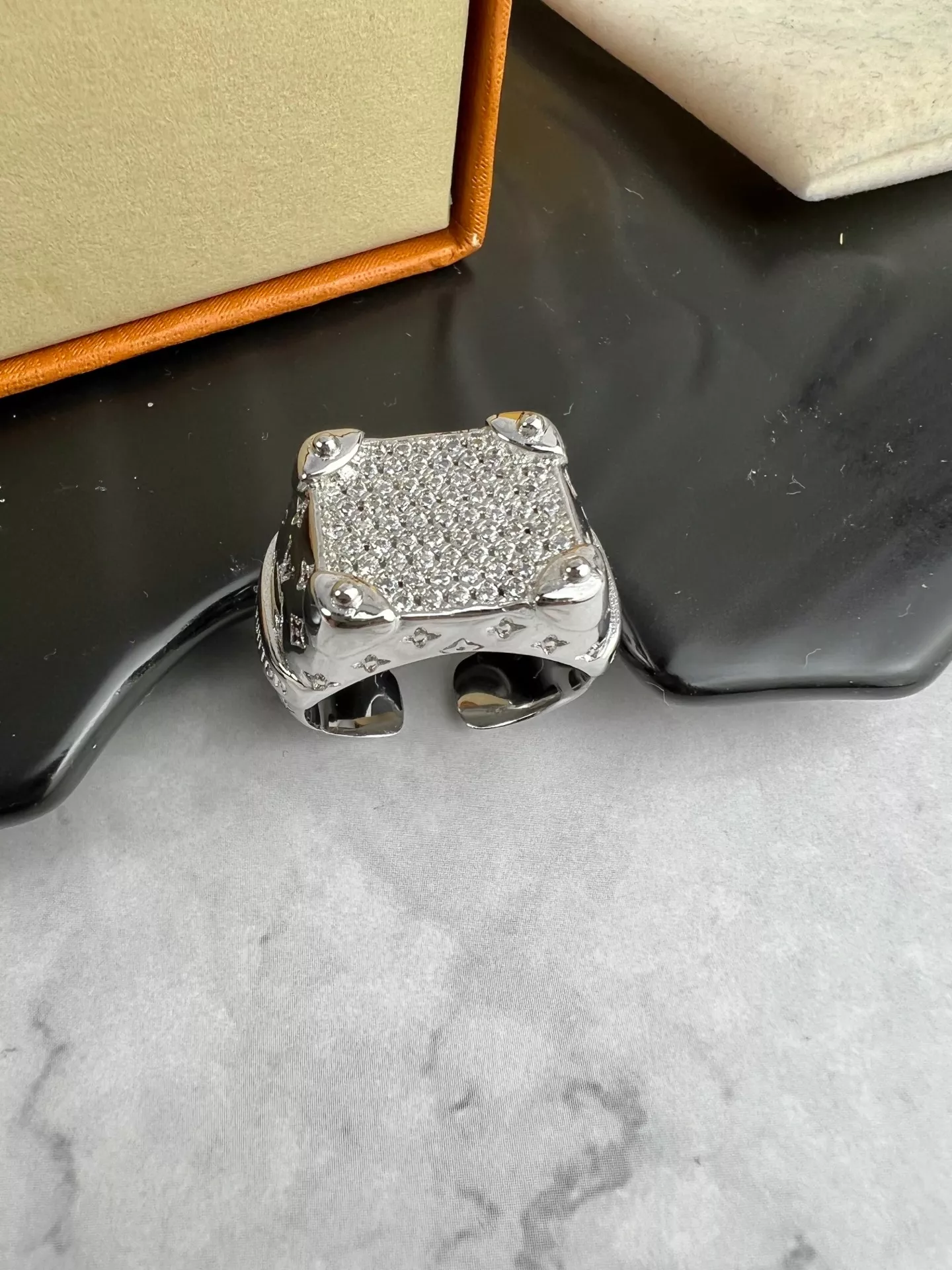 Comfortable 8885 Louis Vuitton LV Rings