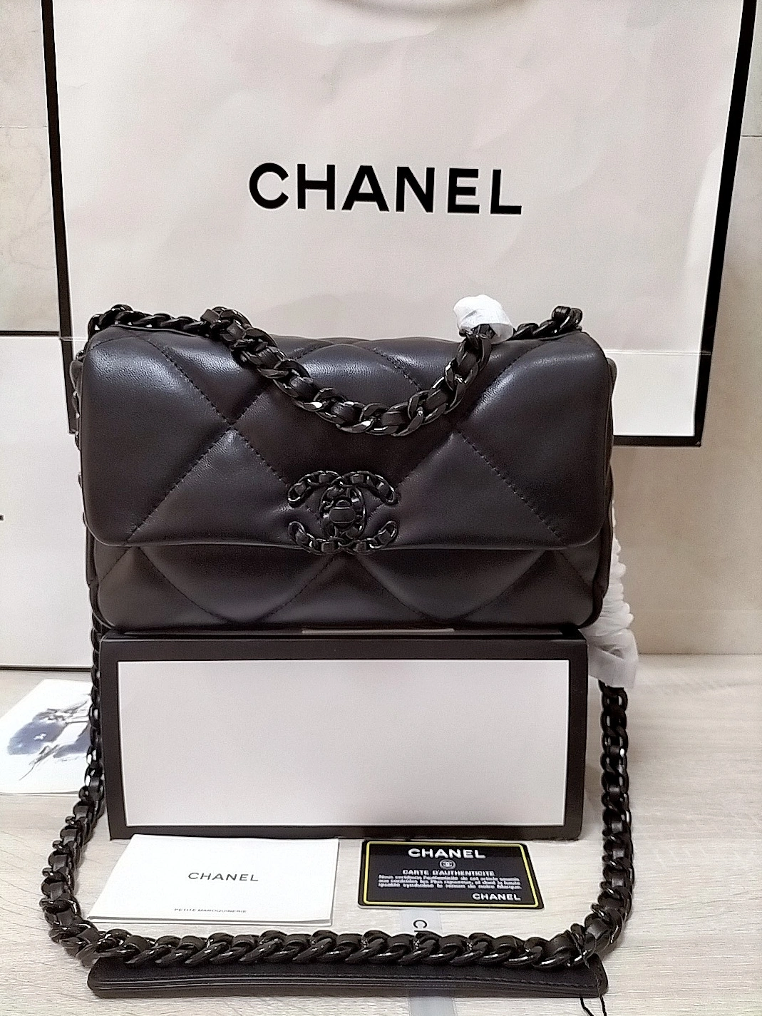 Comfortable 8964 Chanel AAA Quality Messenger Bags For Women