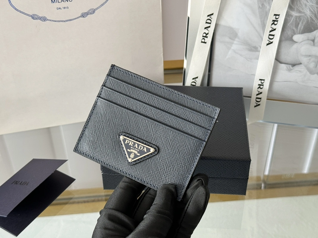 Comfortable 8965 Prada Card Case In Navy