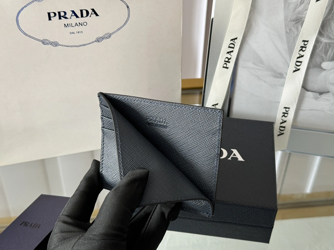 Comfortable 8965 Prada Card Case In Navy
