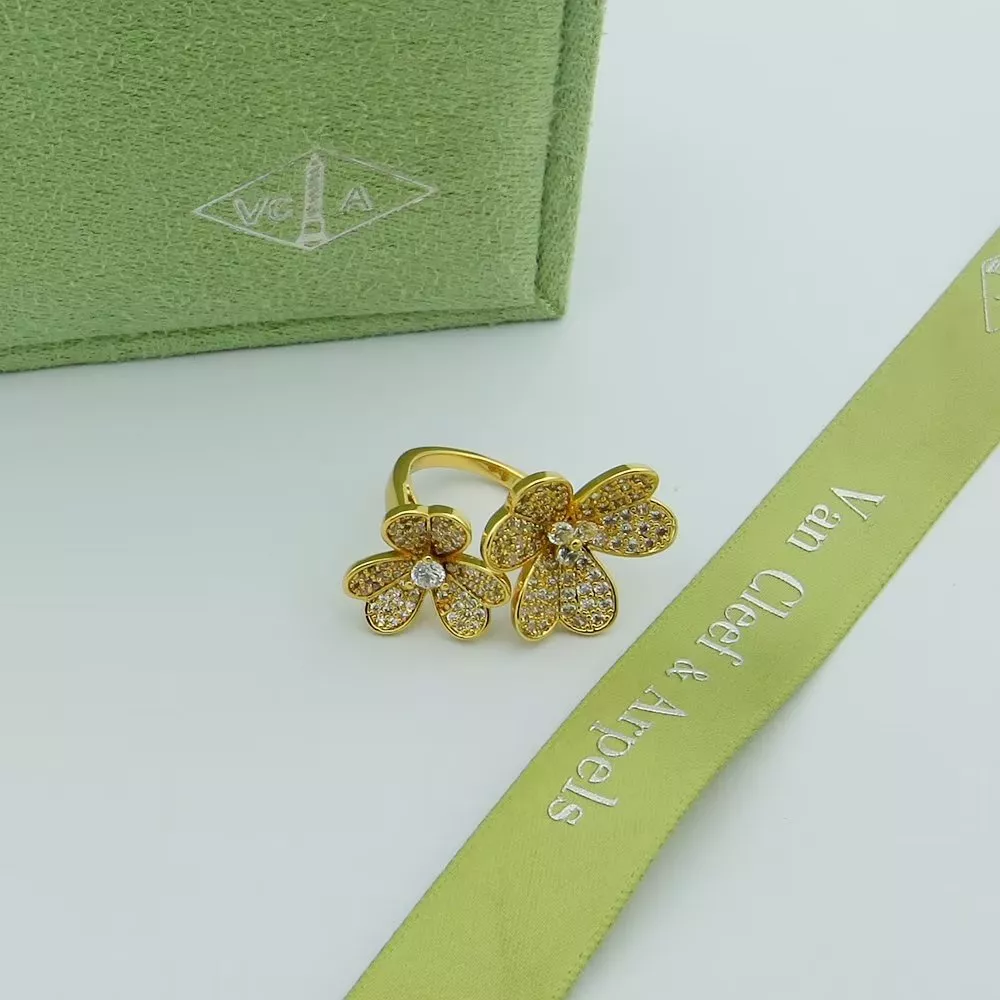 Comfortable 9003 Van Cleef & Arpels Rings For Women