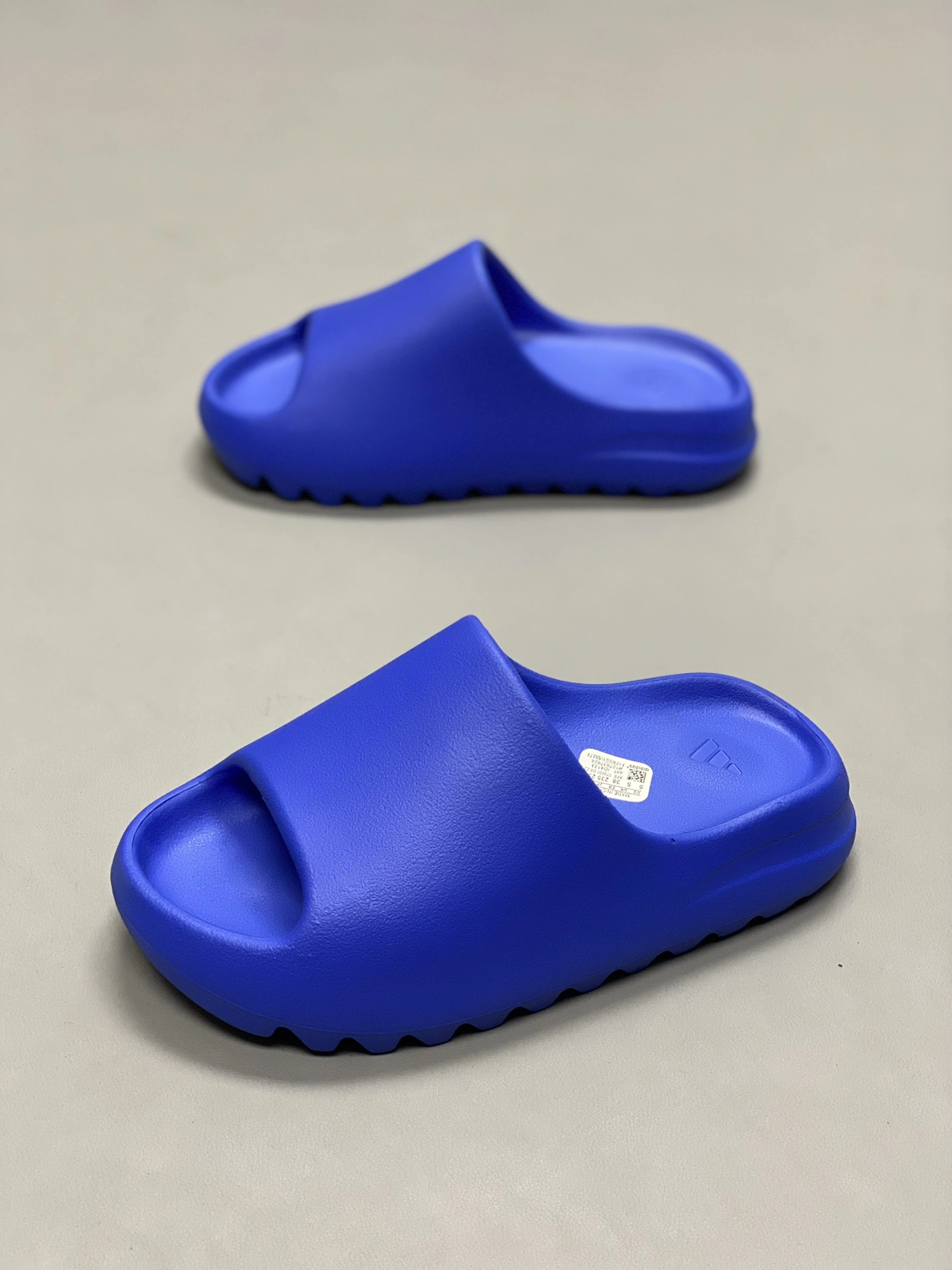 Comfortable 9056 Adidas Yeezy Slippers For Men