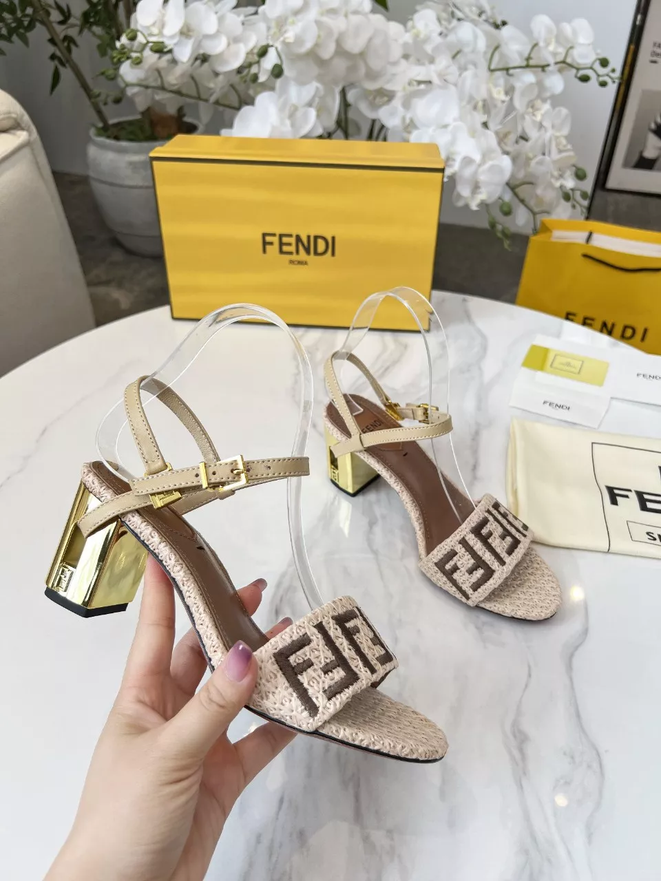Comfortable 907 Fendi Sandal For Women