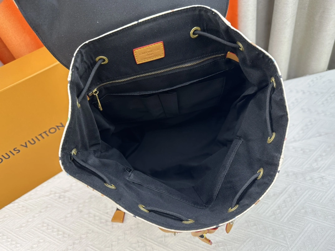 Comfortable 9245 Louis Vuitton AAA Quality Backpacks For Unisex