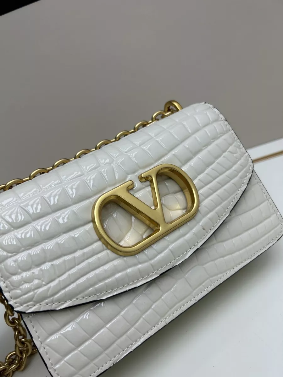Comfortable 935 Valentino AAA Quality Messenger Bags For Women