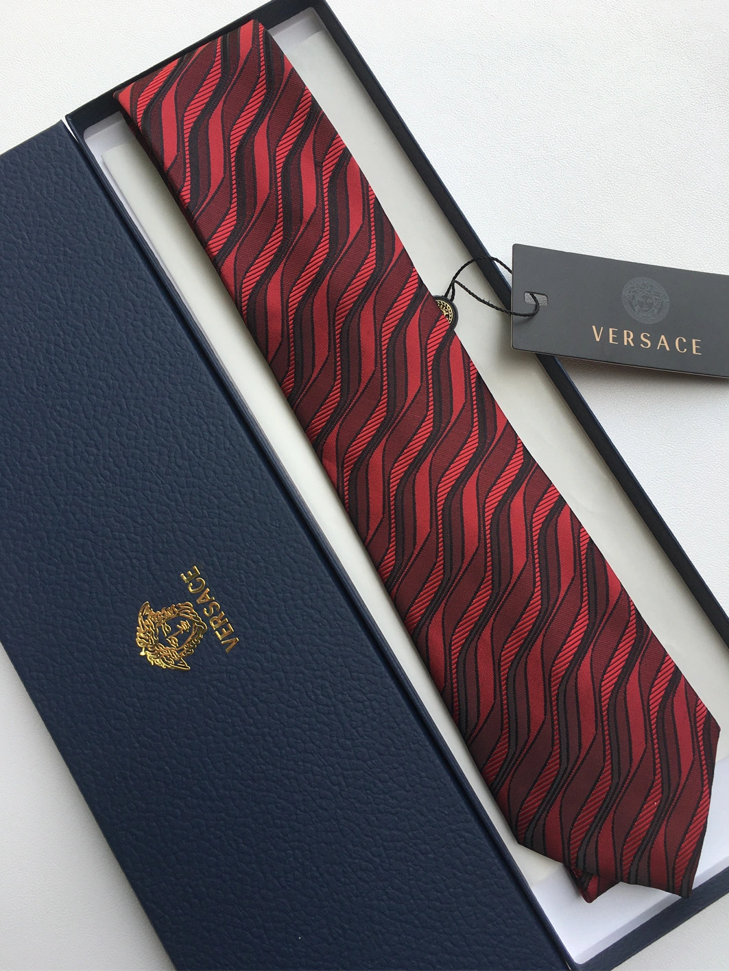 Comfortable 9378 Versace Necktie For Men