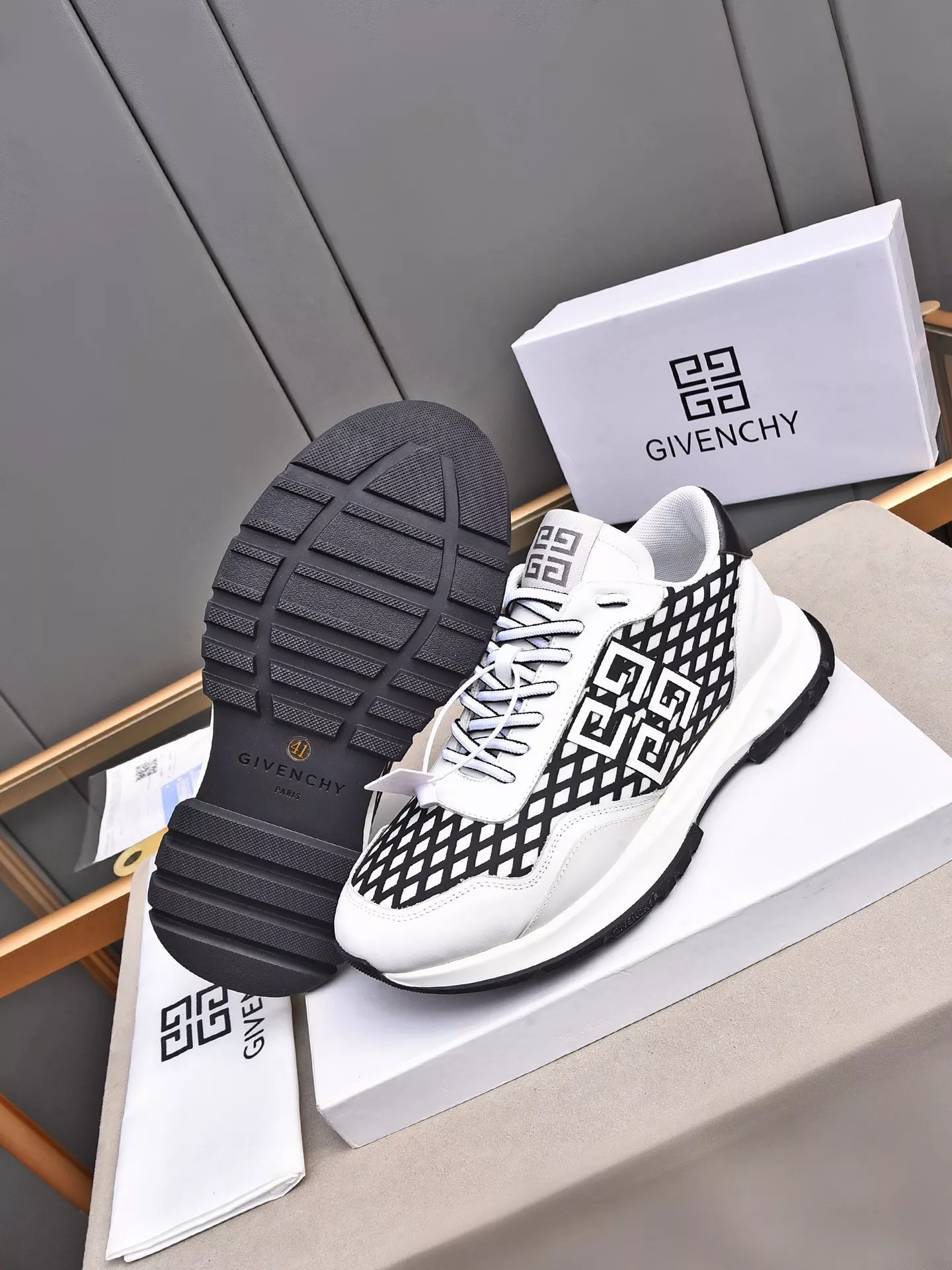 Comfortable 9541 Givenchy Casual Shoes For Men