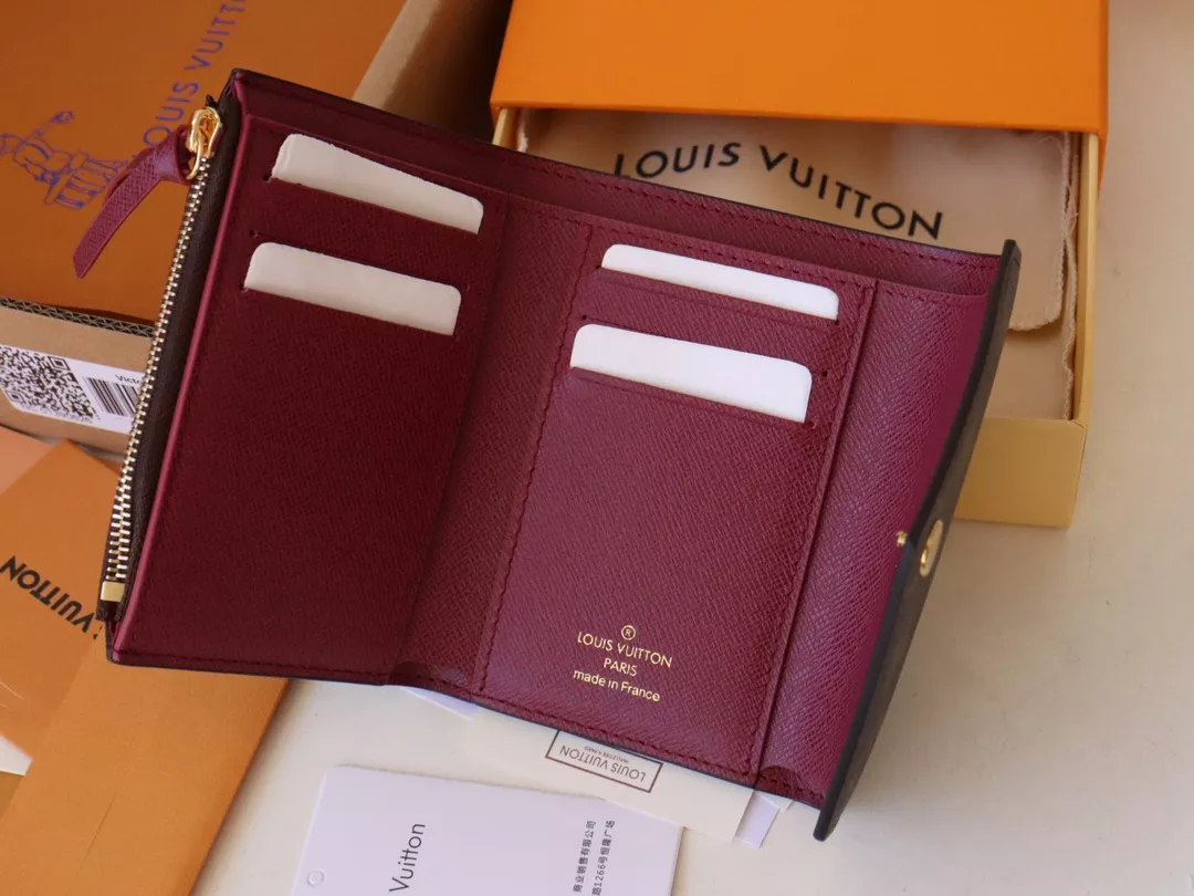 Comfortable 958 Louis Vuitton AAA Quality Wallets In Burgundy