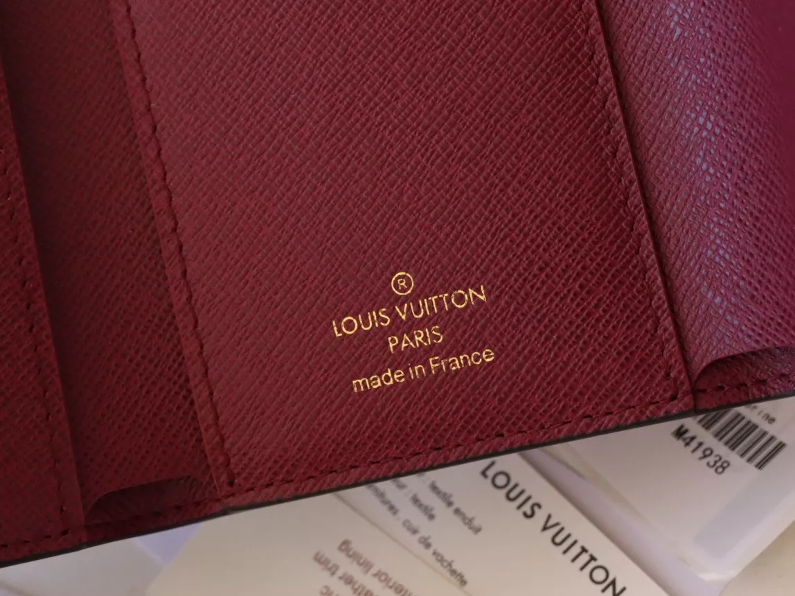 Comfortable 958 Louis Vuitton AAA Quality Wallets In Burgundy