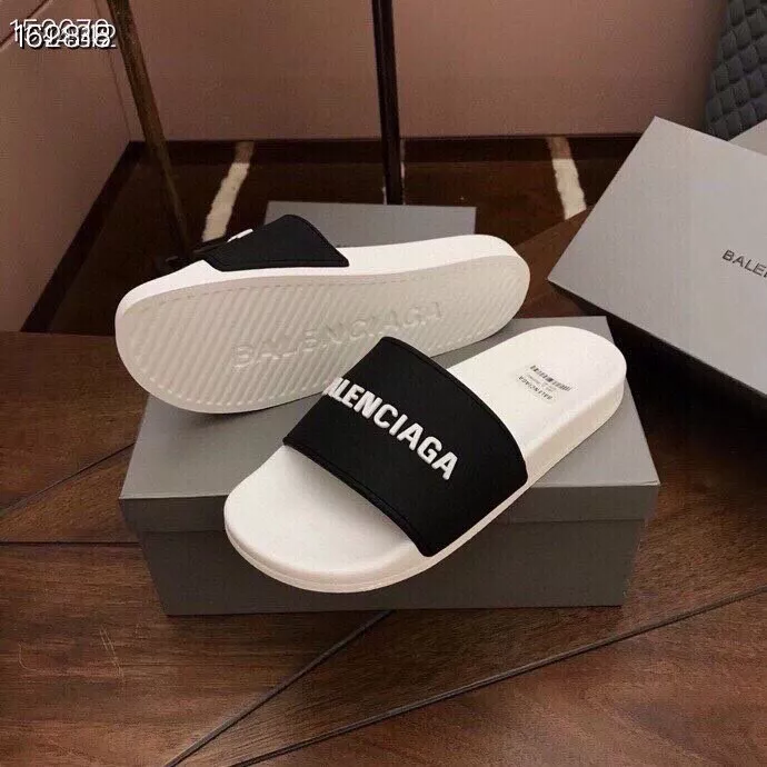 Comfortable 9640 Balenciaga Slippers For Men