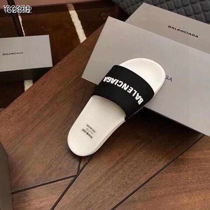 Comfortable 9640 Balenciaga Slippers For Men