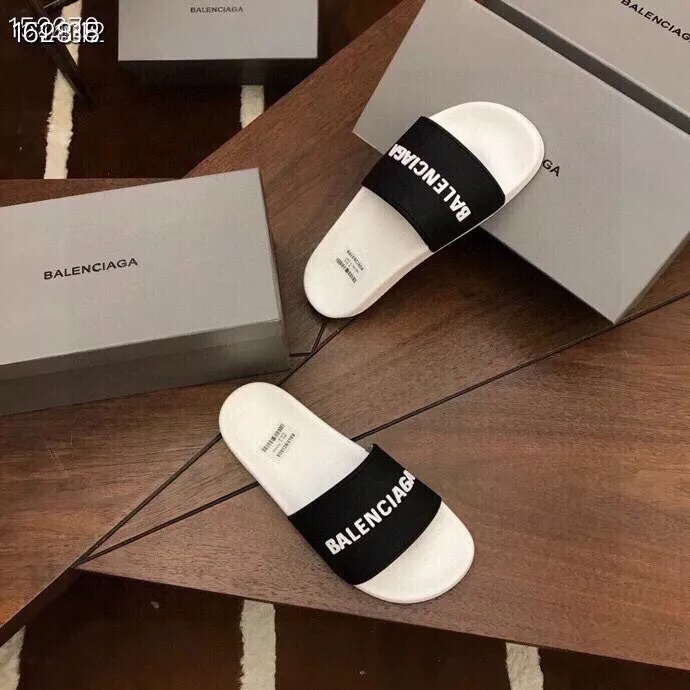 Comfortable 9640 Balenciaga Slippers For Men