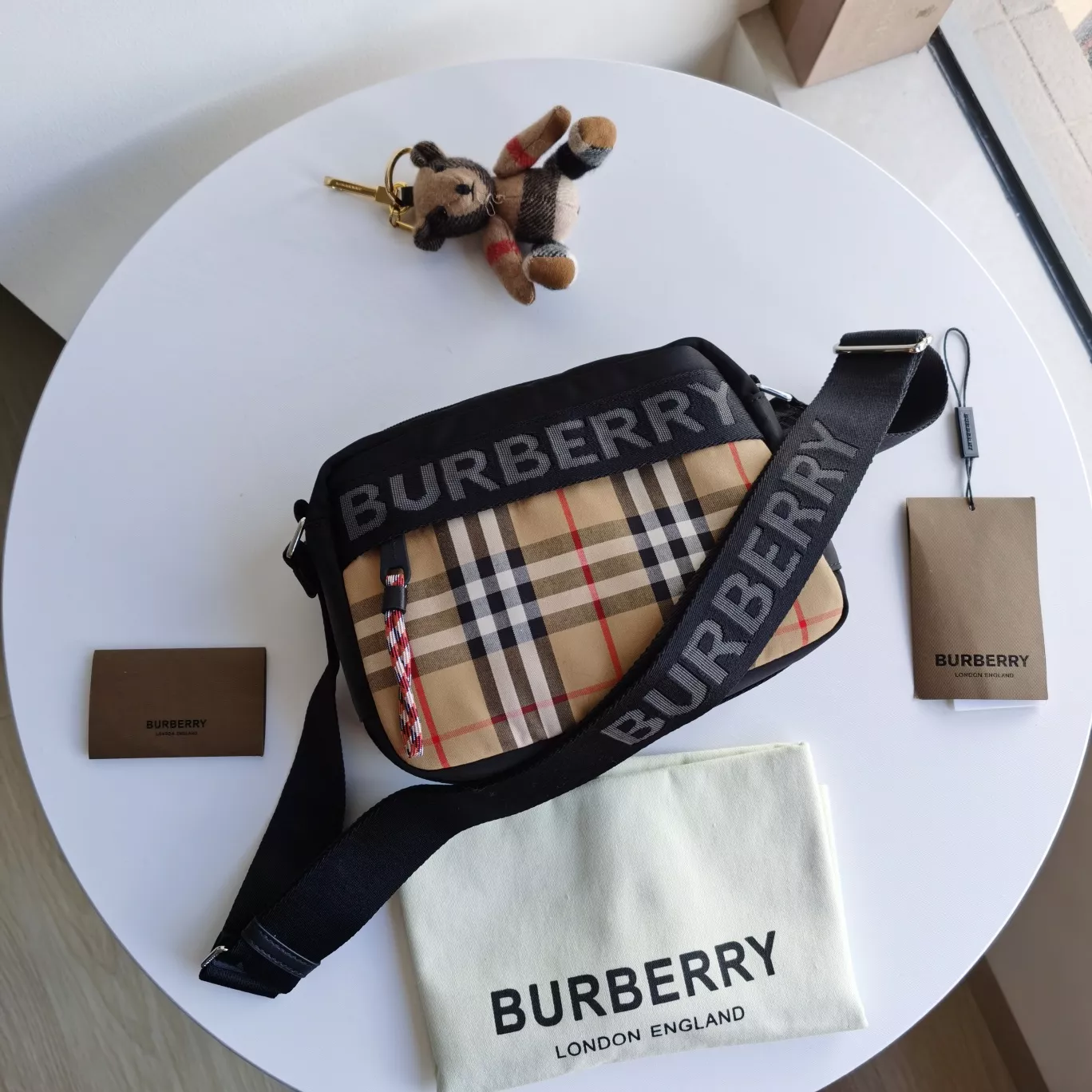 Comfortable 9655 Burberry AAA Man Messenger Bags
