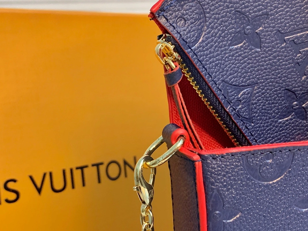 Comfortable 9699 Louis Vuitton LV Wallets For Women