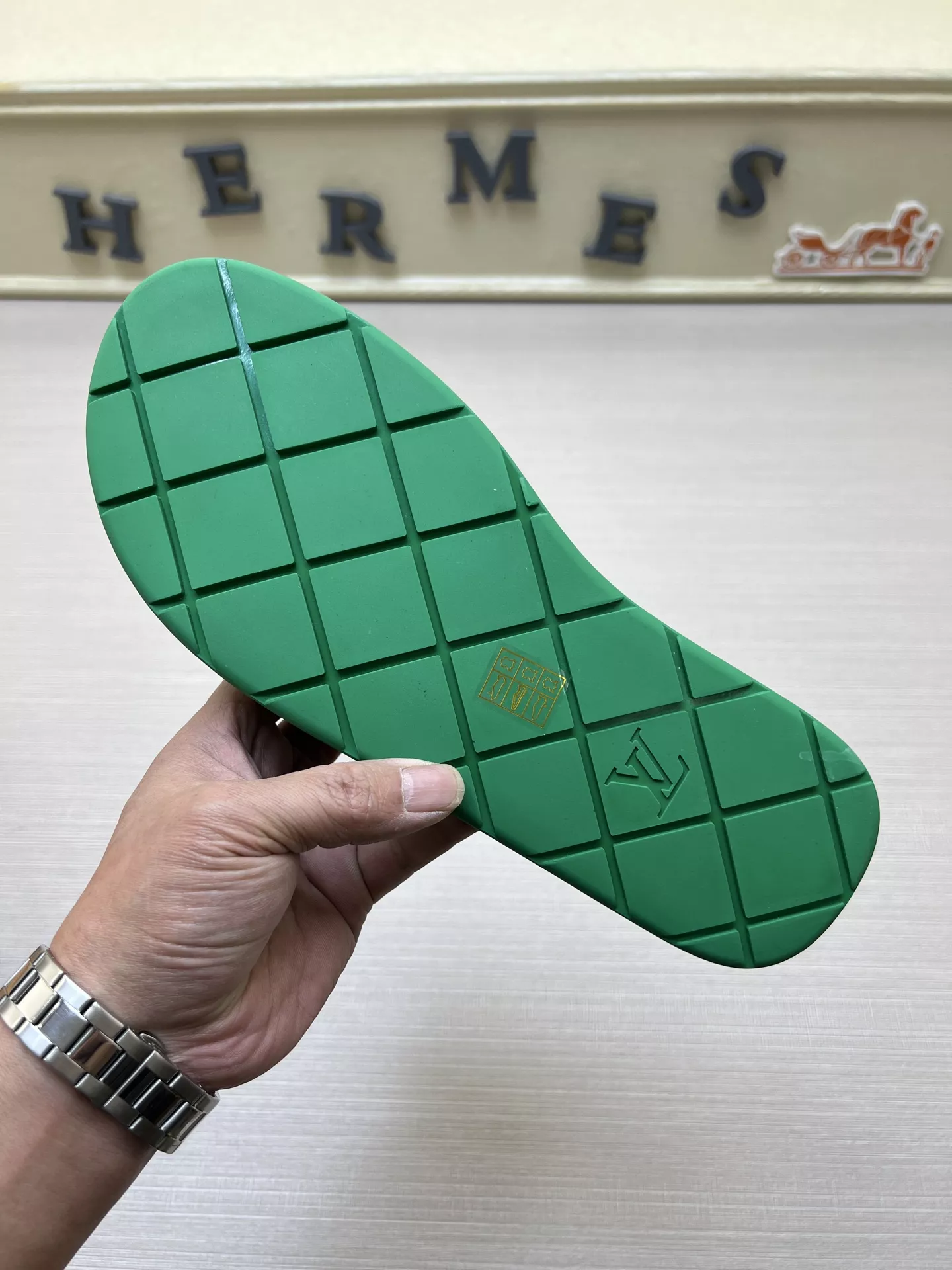 Comfortable 9734 Louis Vuitton Slippers For Men