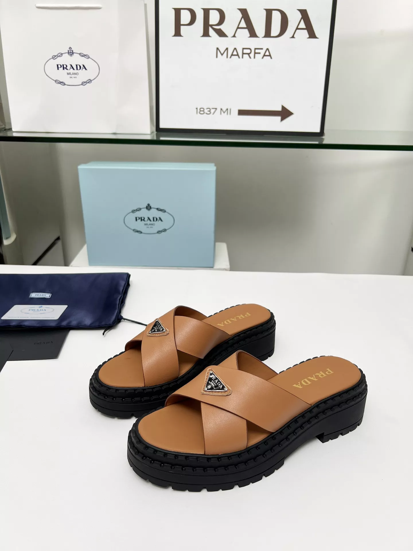 Comfortable 9841 Prada Slippers For Women