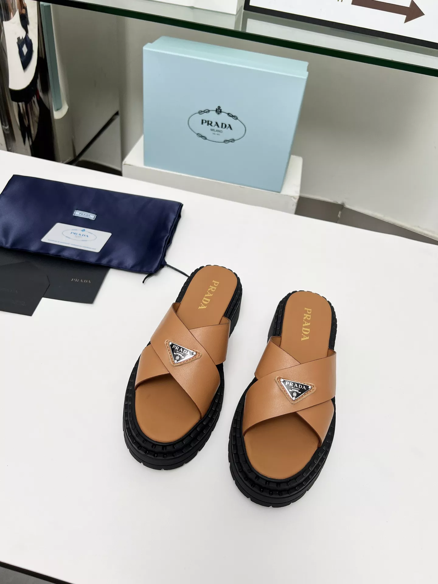 Comfortable 9841 Prada Slippers For Women