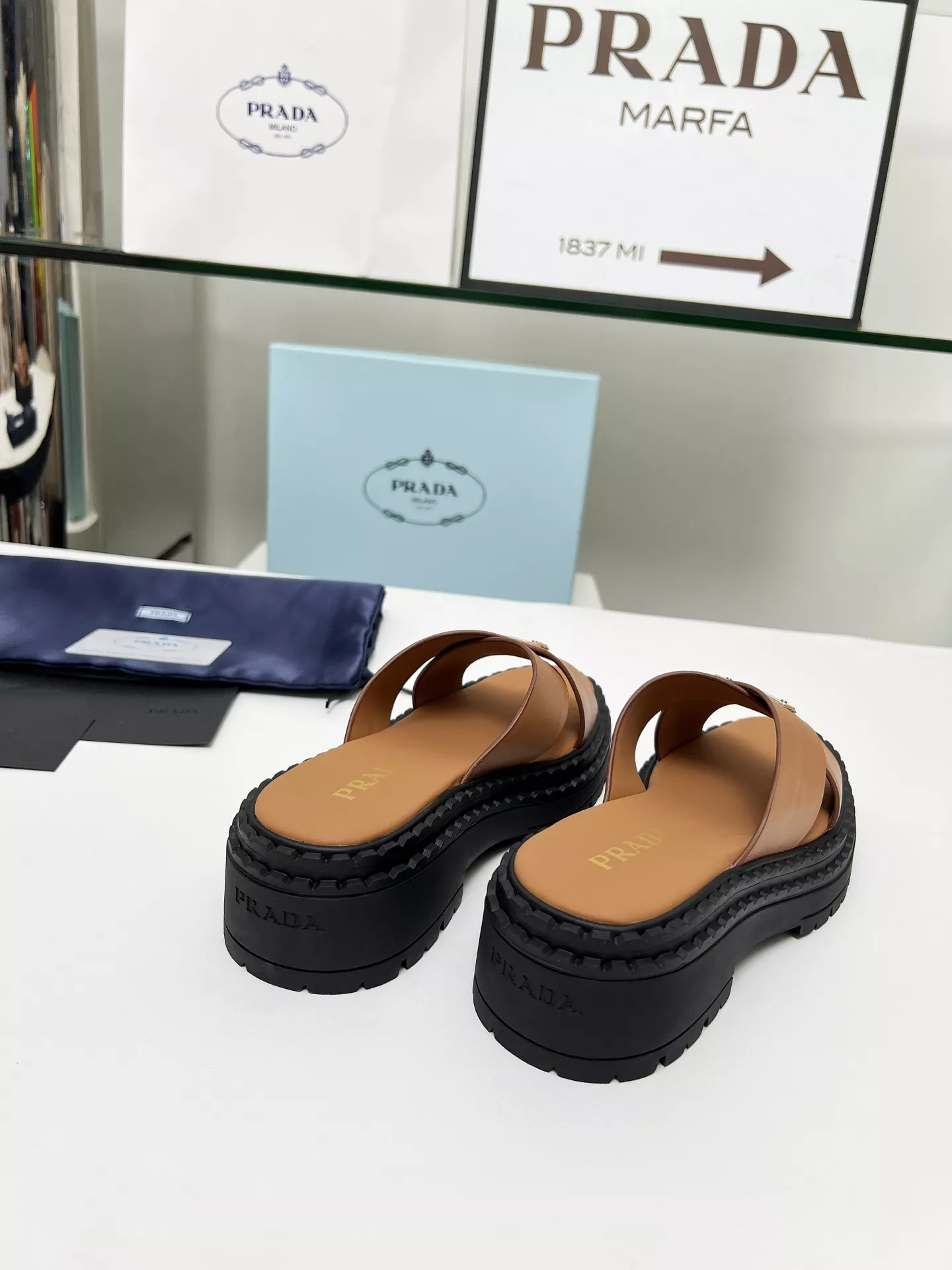 Comfortable 9841 Prada Slippers For Women