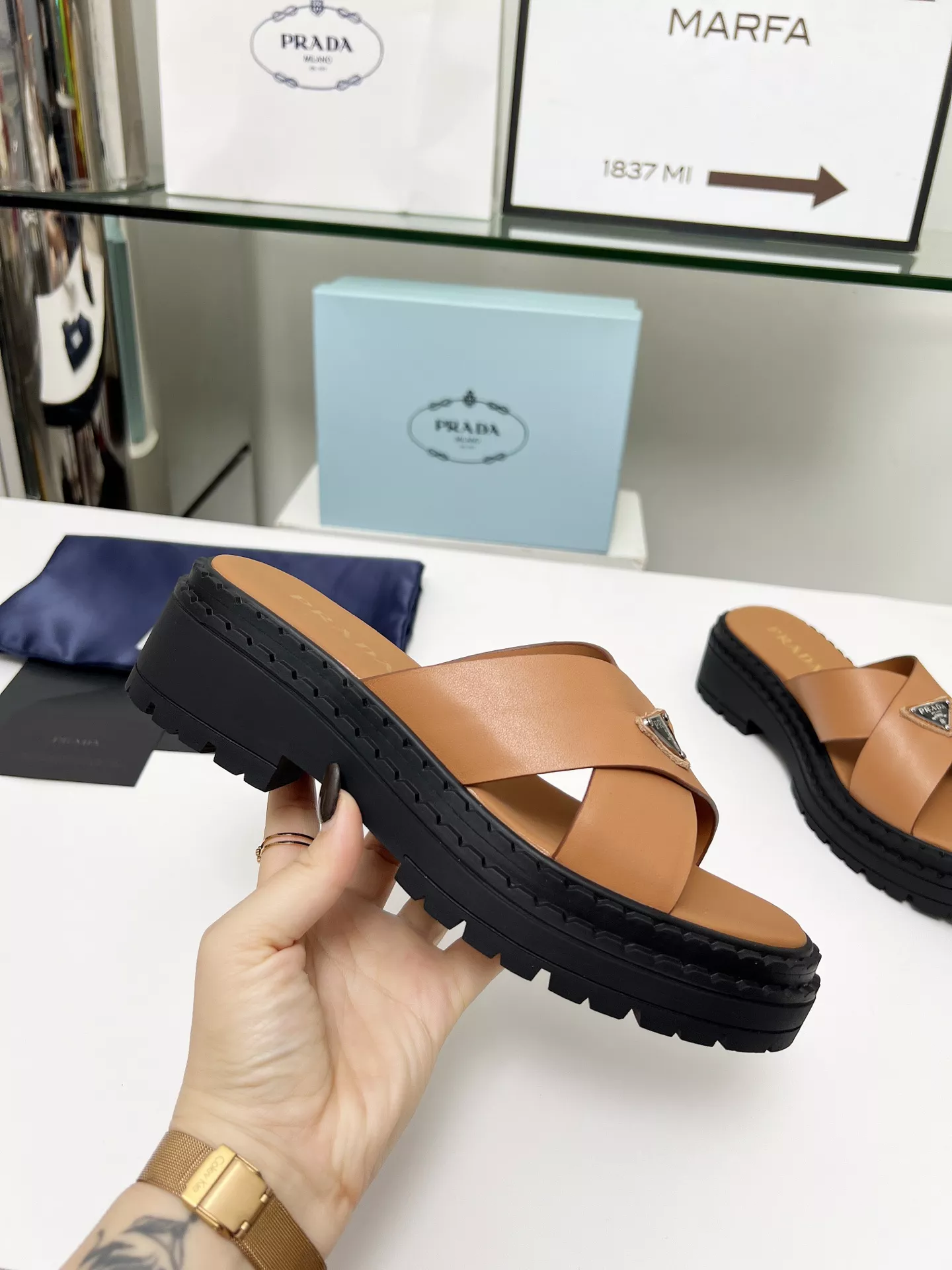 Comfortable 9841 Prada Slippers For Women
