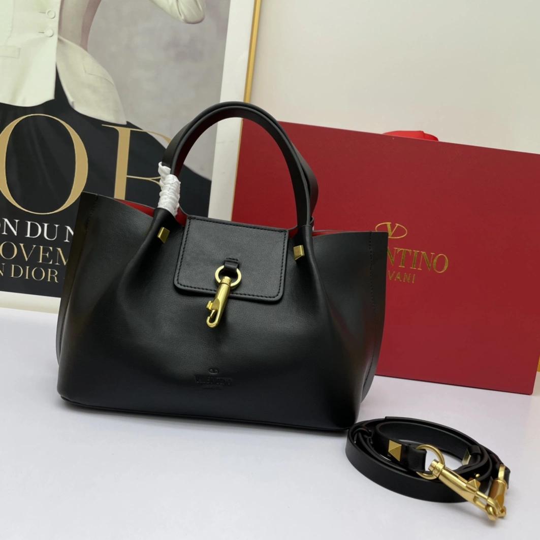 Comfortable 9893 Valentino AAA Quality Handbags For Women
