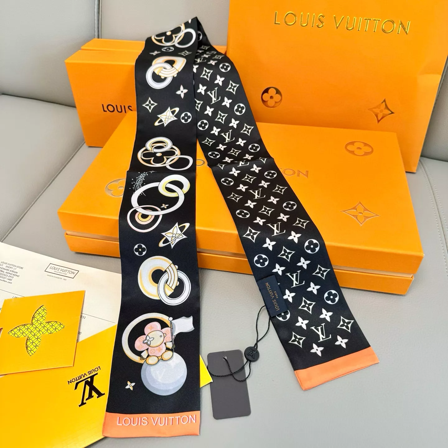 Comfortable 9899 Louis Vuitton Silk Scarf