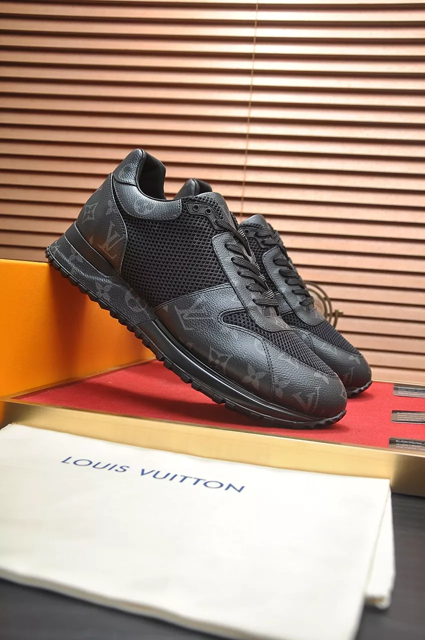 Comfortable 9950 Louis Vuitton Casual Shoes For Men