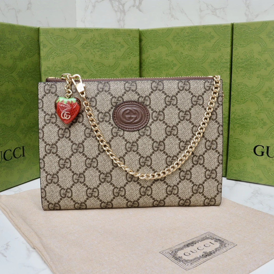 Compact 1111 Gucci AAA Quality Wallets For Women