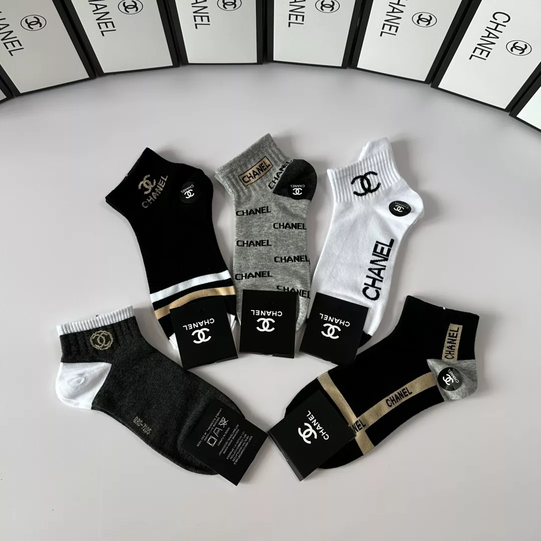 Compact 1148 Chanel Socks
