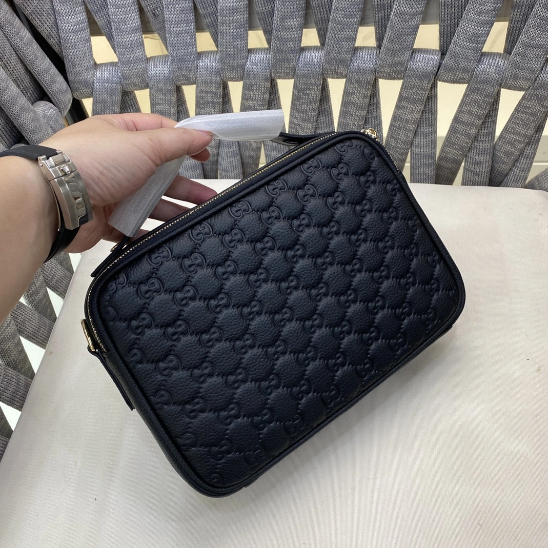 Compact 1211 Gucci AAA Man Messenger Bags
