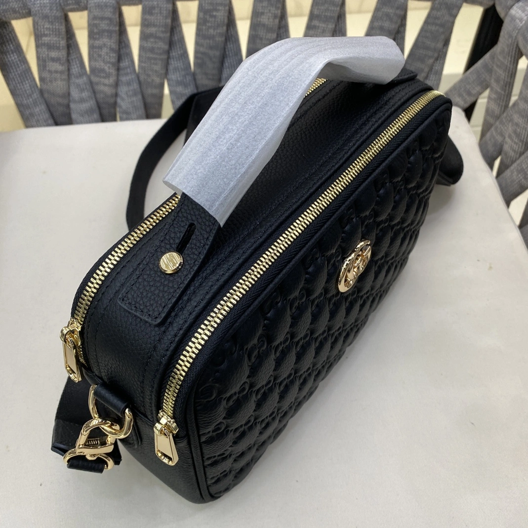 Compact 1211 Gucci AAA Man Messenger Bags