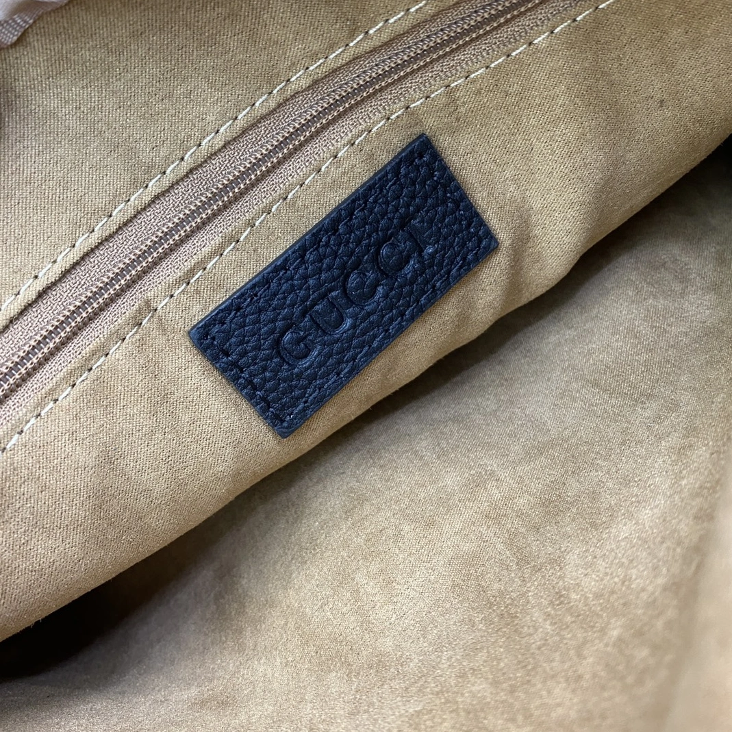 Compact 1211 Gucci AAA Man Messenger Bags
