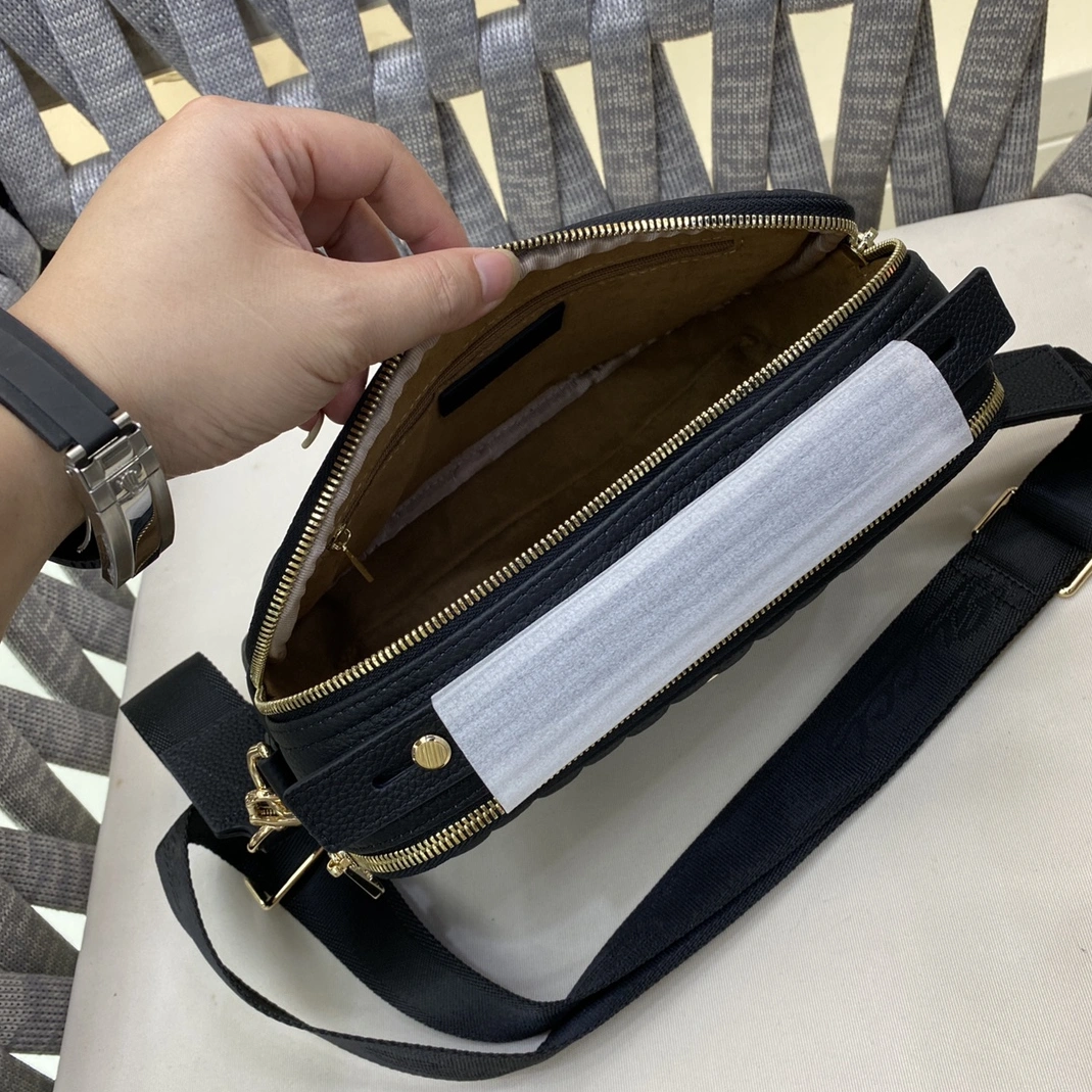Compact 1211 Gucci AAA Man Messenger Bags