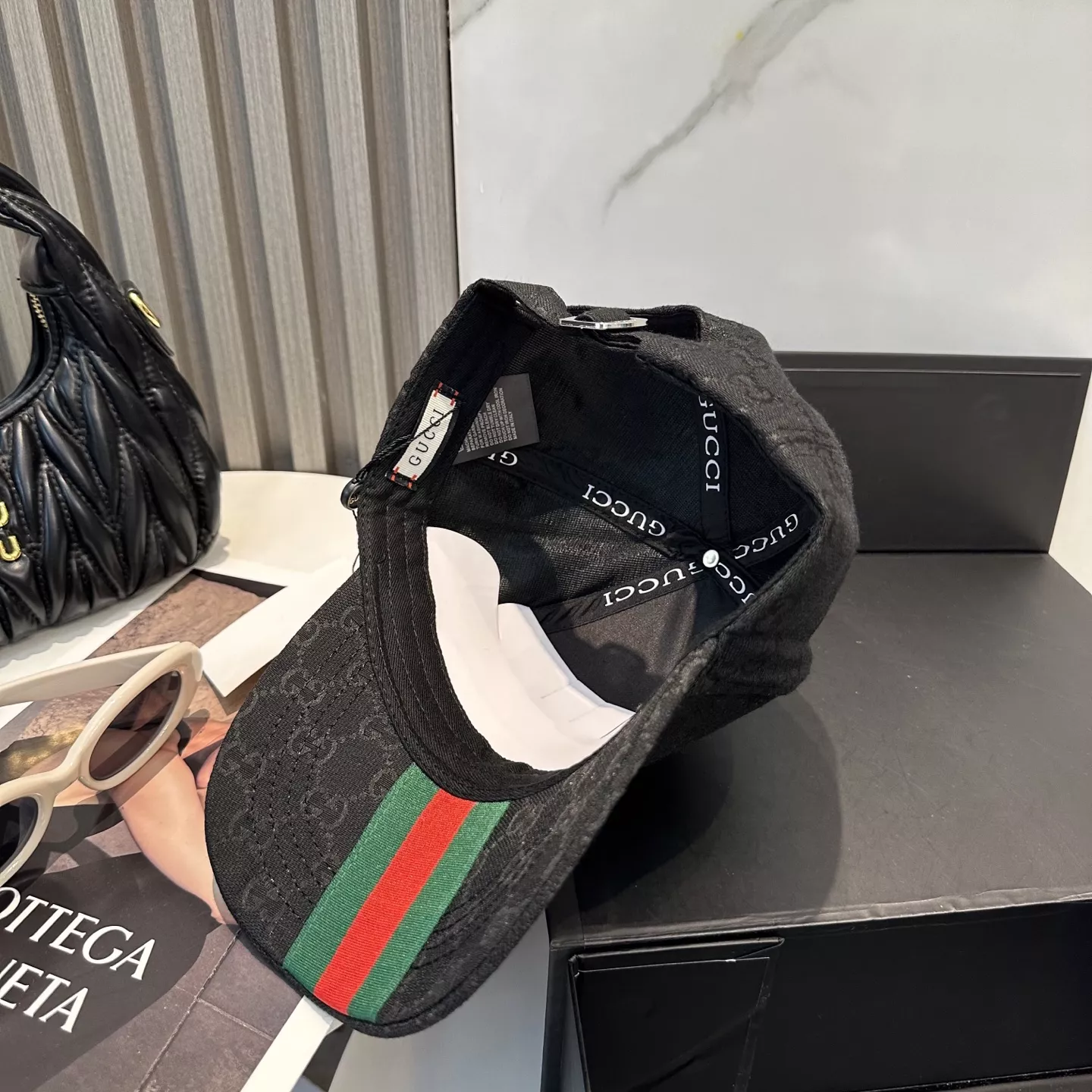 Compact 1506 Gucci Caps