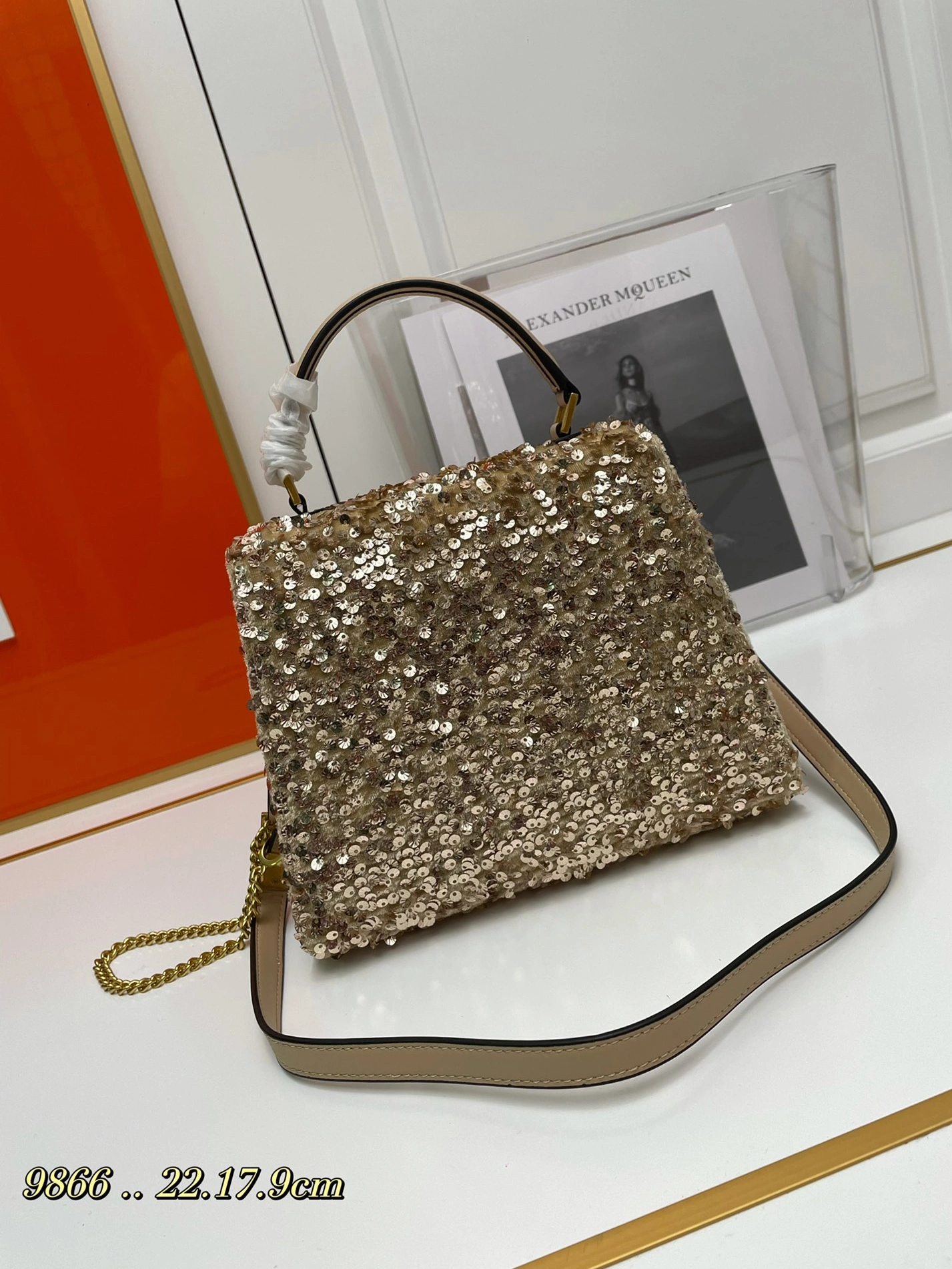 Compact 1552 Valentino AAA Quality Handbags For Women