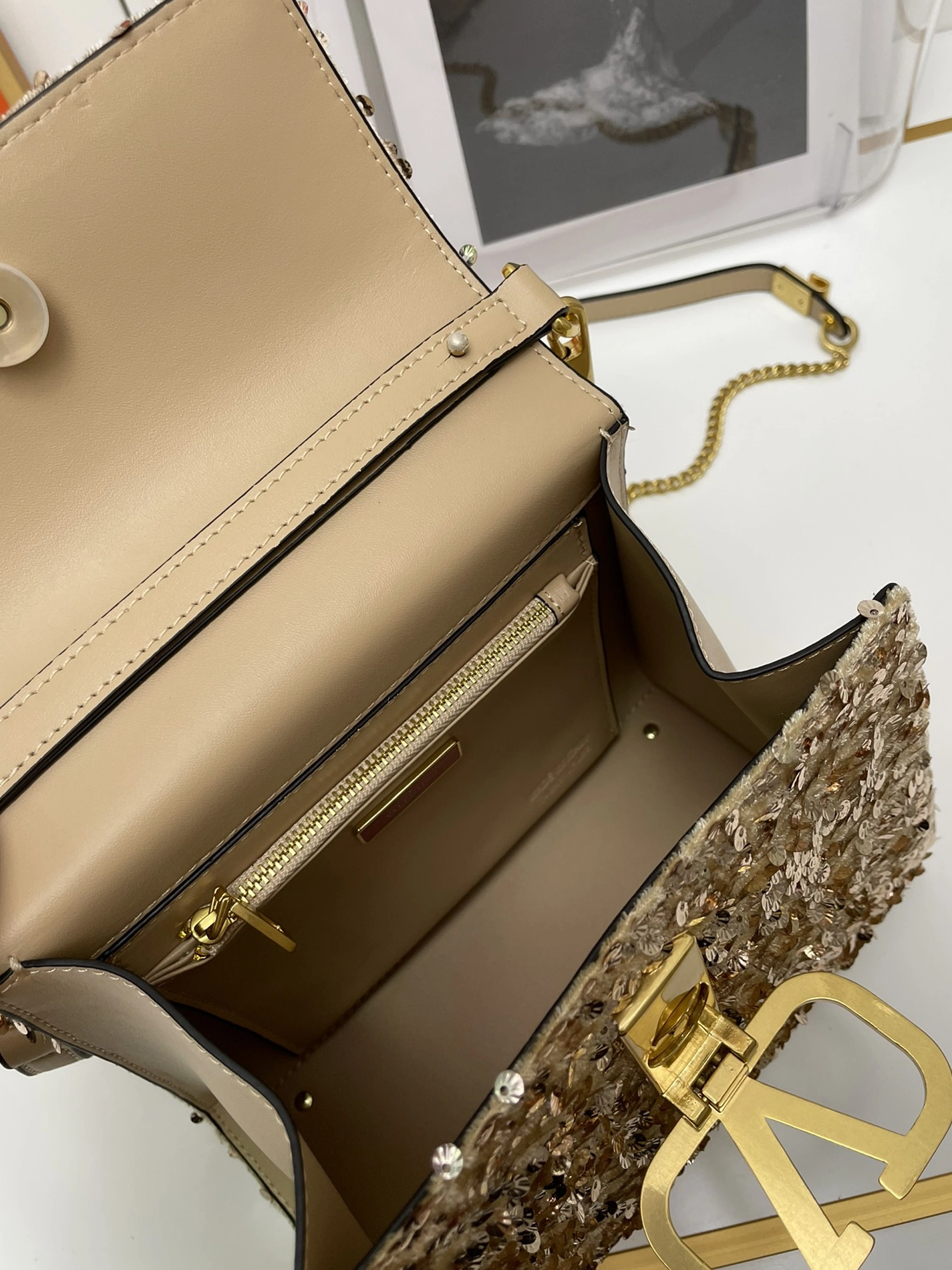 Compact 1552 Valentino AAA Quality Handbags For Women