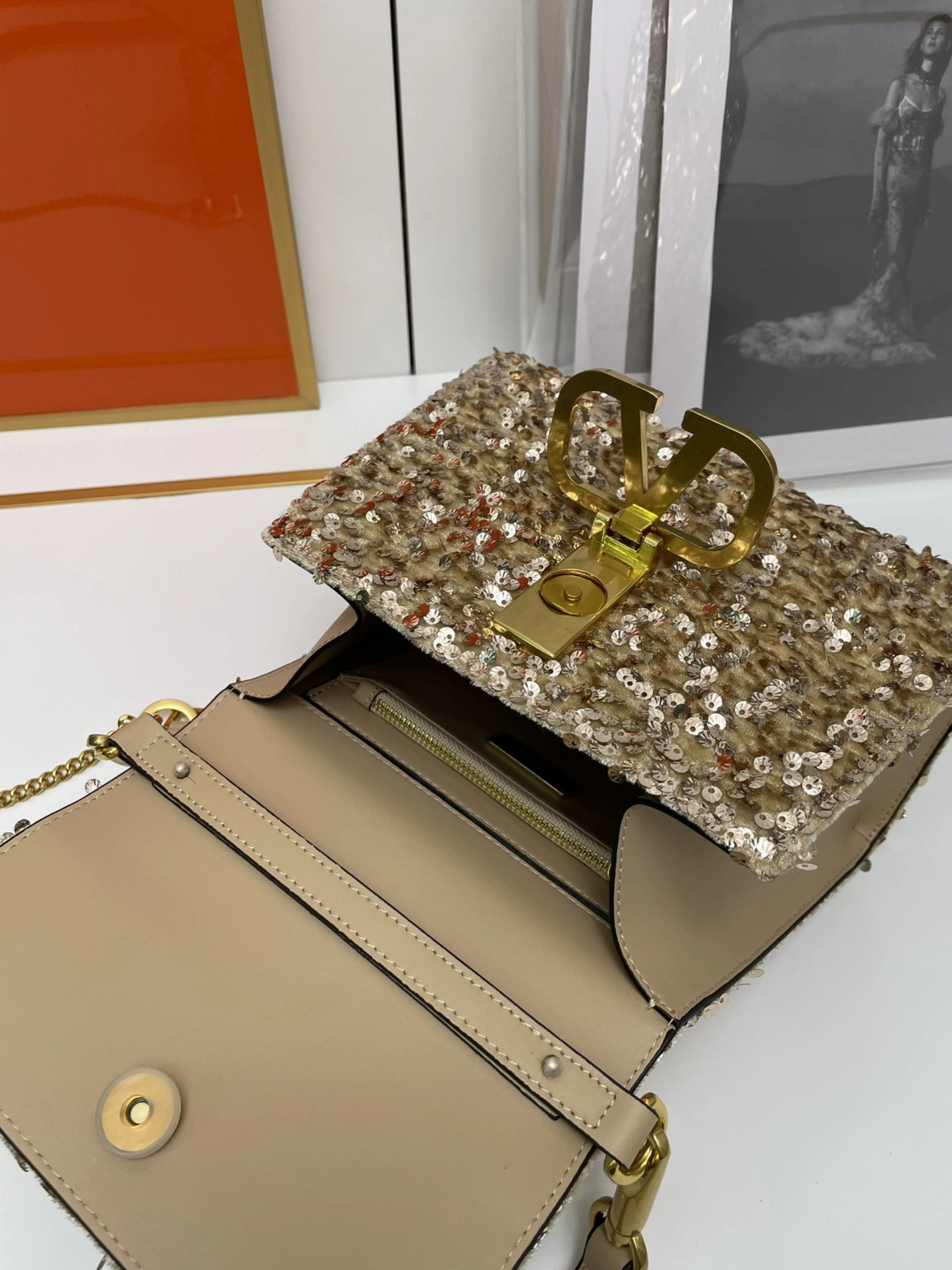 Compact 1552 Valentino AAA Quality Handbags For Women