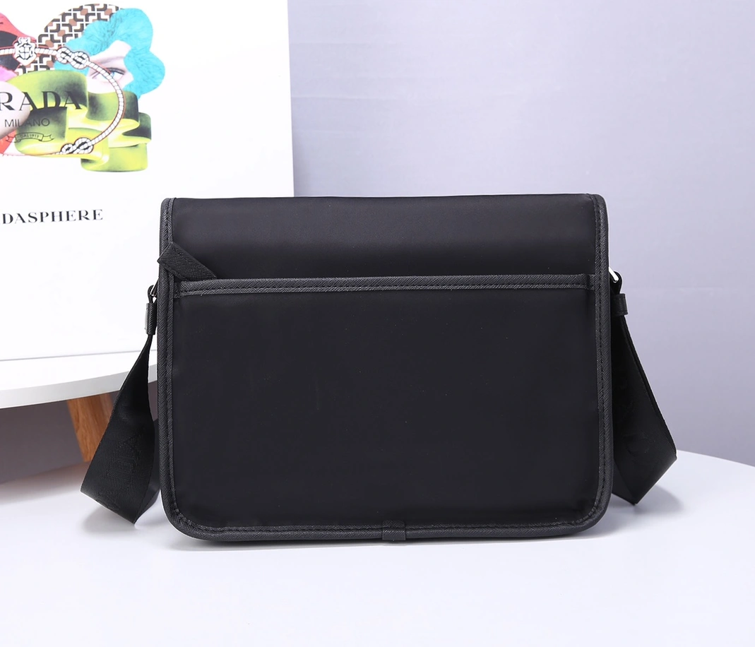Compact 1555 Prada AAA Man Messenger Bags