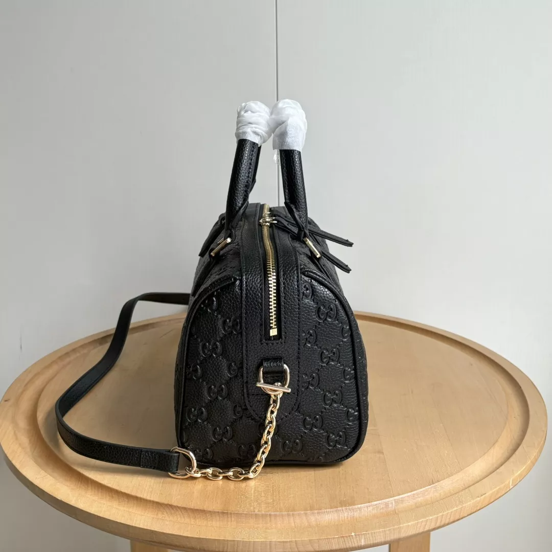 Compact 1565 Gucci AAA Quality Handbags For Women