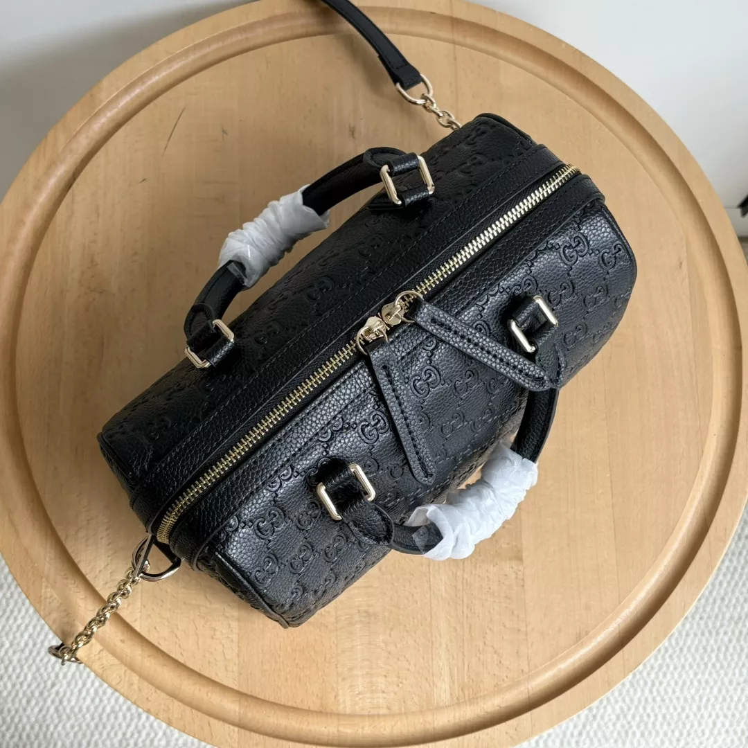 Compact 1565 Gucci AAA Quality Handbags For Women