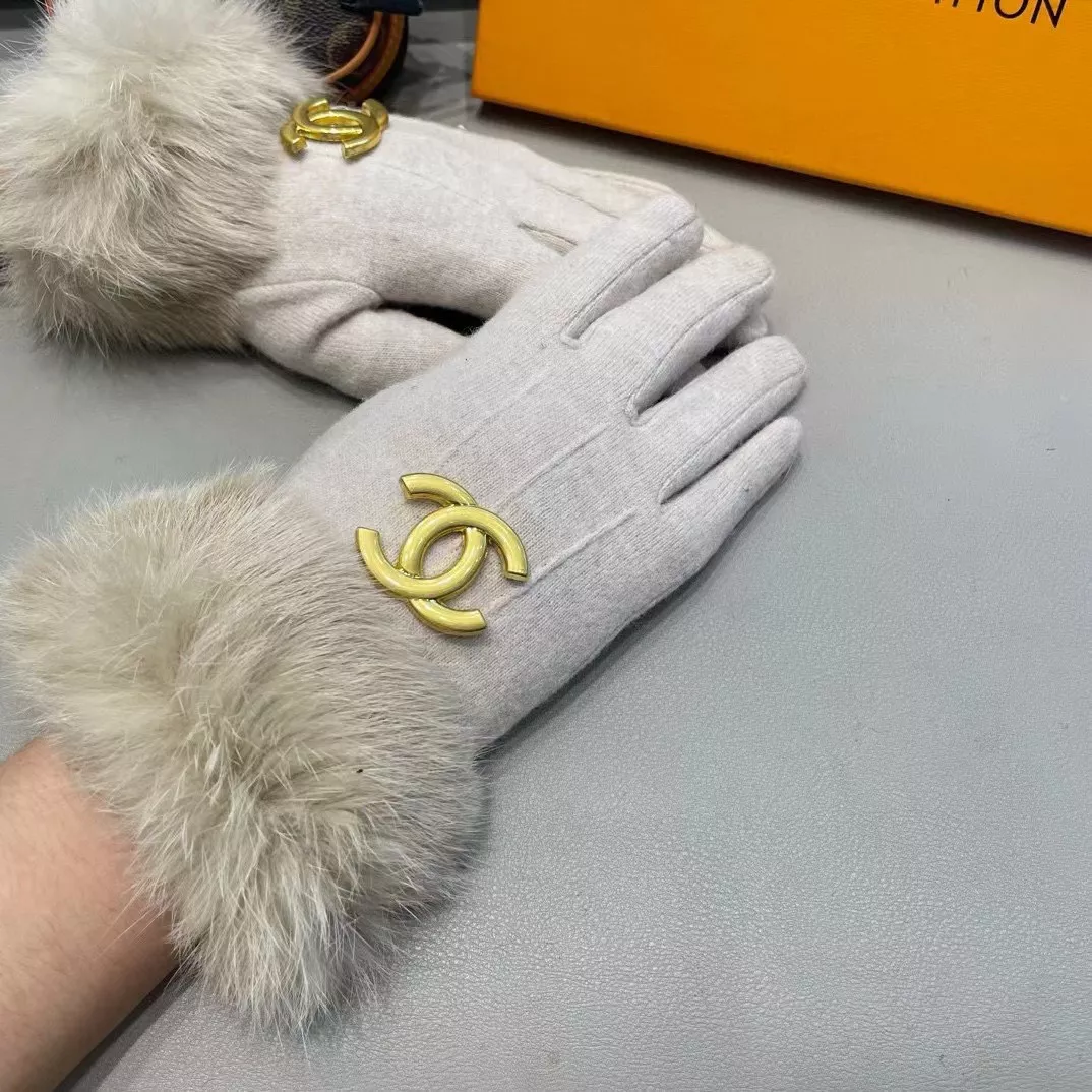 Compact 1663 Chanel Gloves For Women