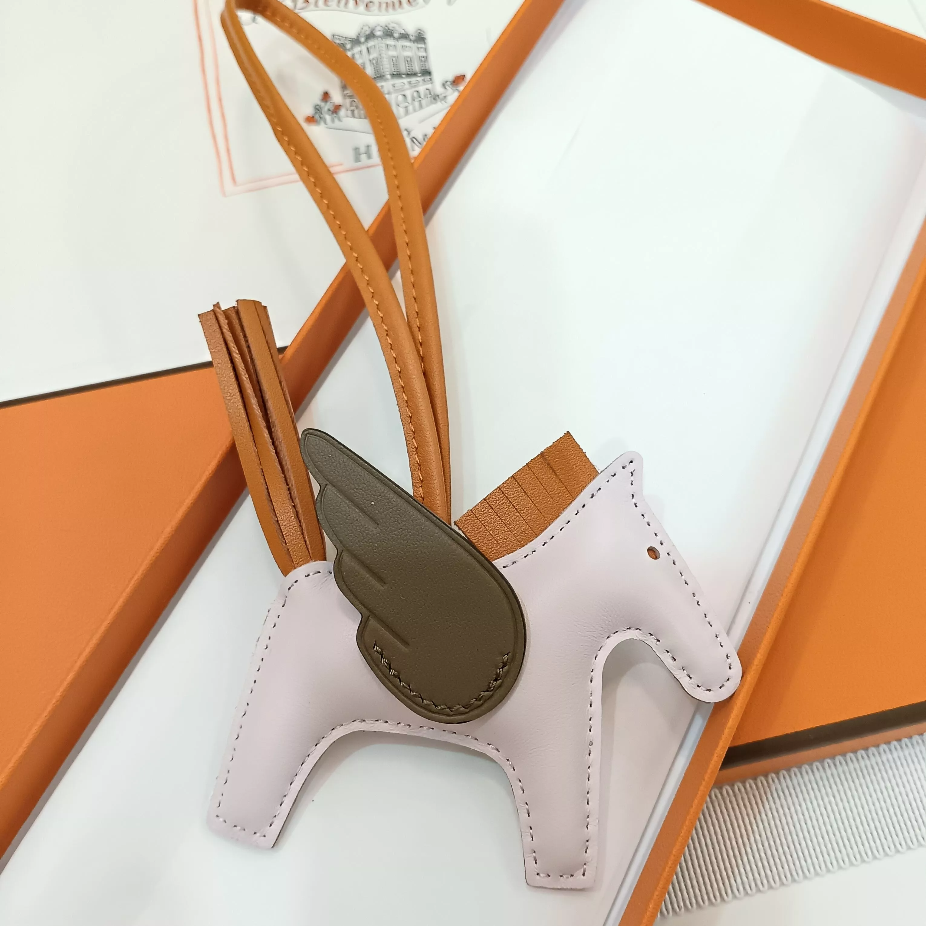 Compact 1748 Hermes Key Holder And Bag Buckle