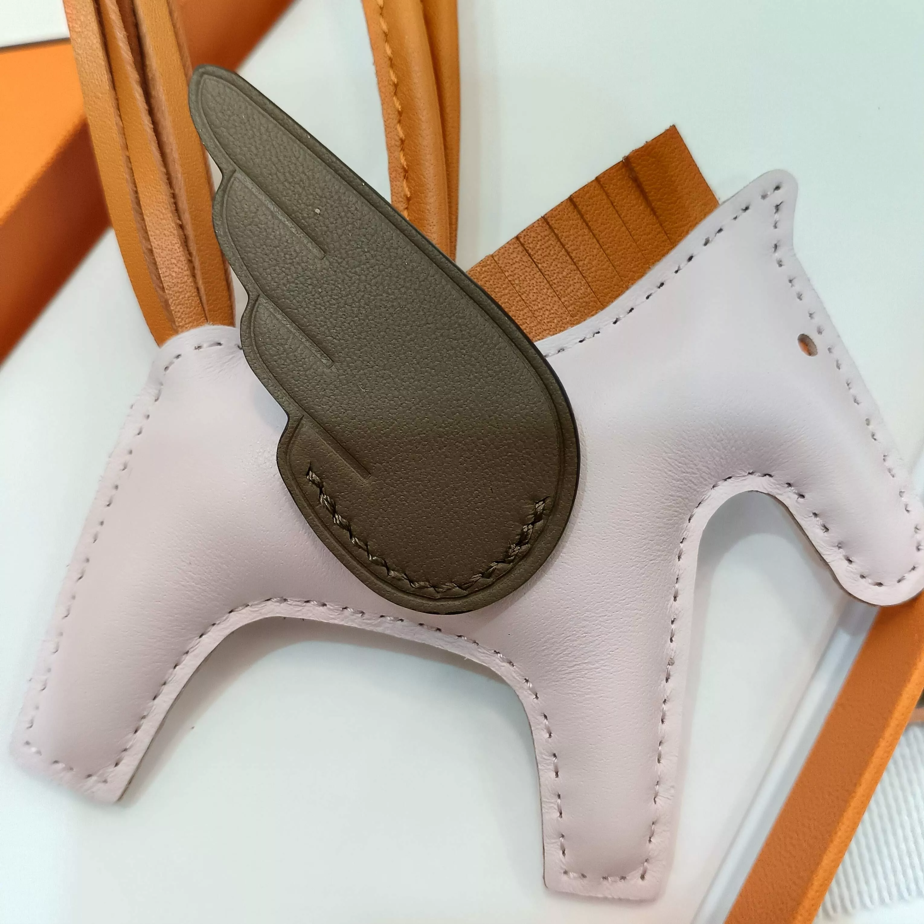 Compact 1748 Hermes Key Holder And Bag Buckle