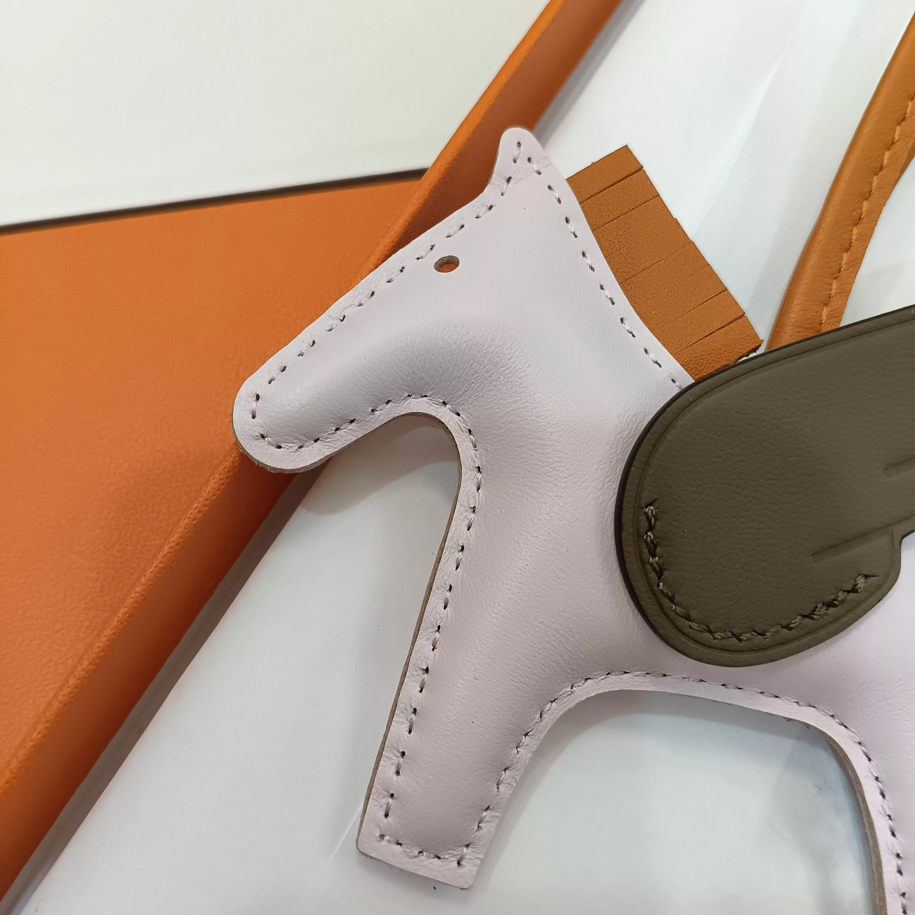 Compact 1748 Hermes Key Holder And Bag Buckle