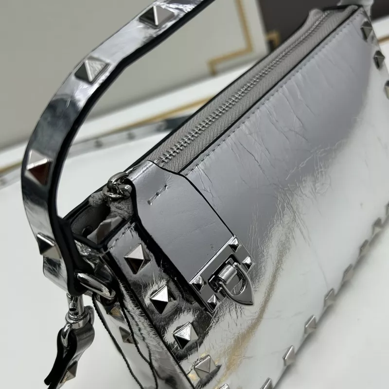 Compact 1755 Valentino AAA Quality Messenger Bags For Women