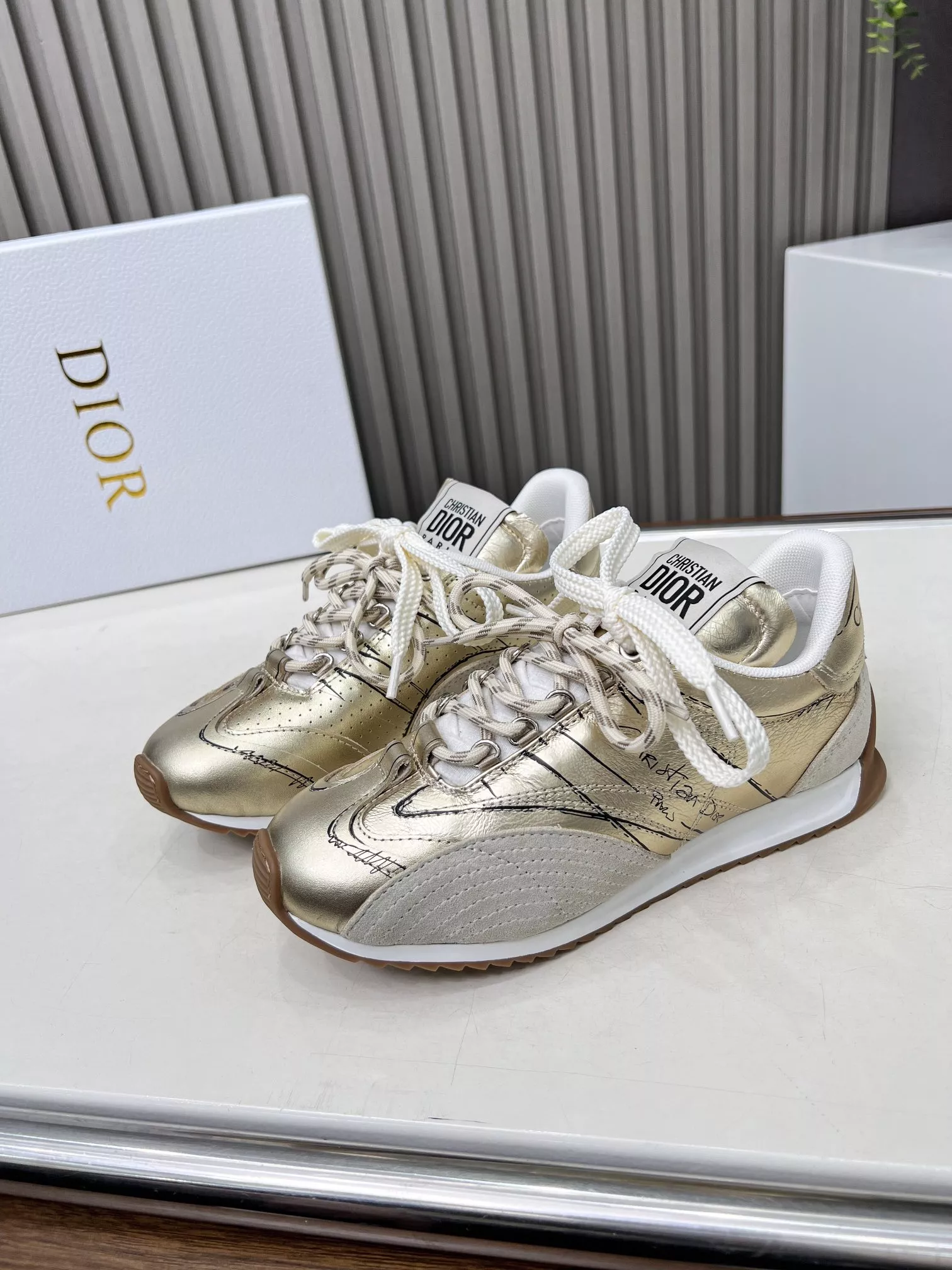 Compact 1802 Christian Dior Casual Shoes For Women