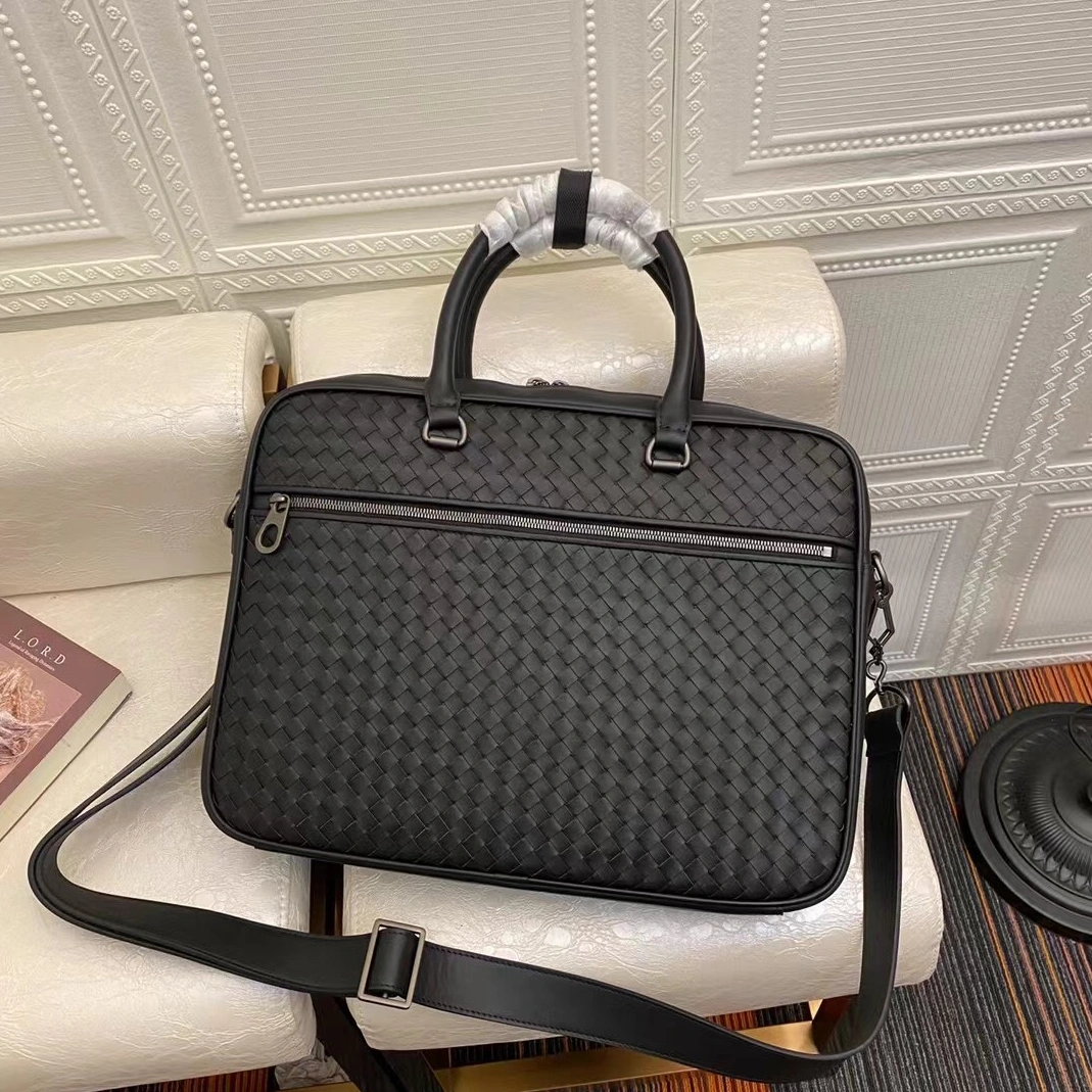 Compact 1810 Bottega Veneta AAA Man Handbags