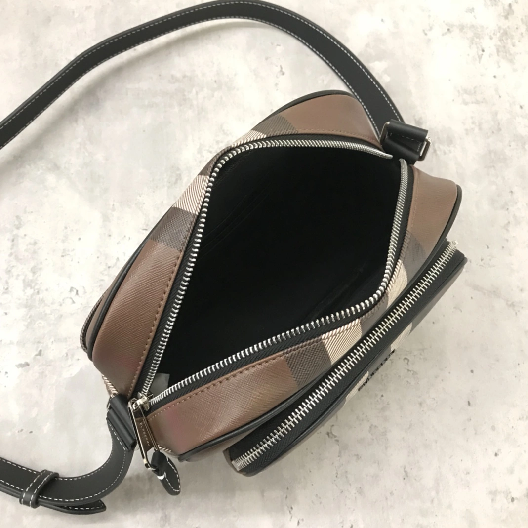 Compact 1919 Burberry AAA Man Messenger Bags