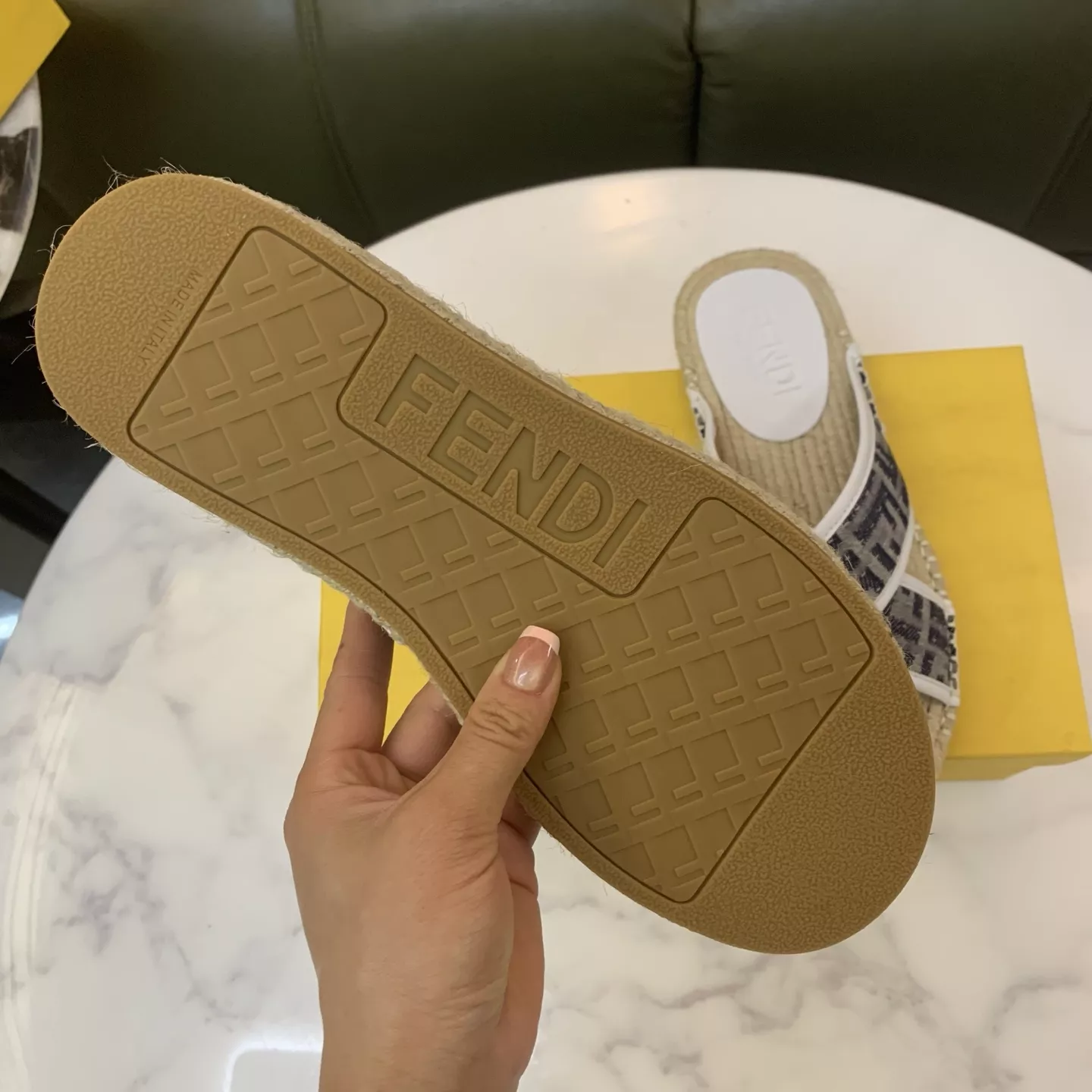 Compact 2012 Fendi Slippers For Men